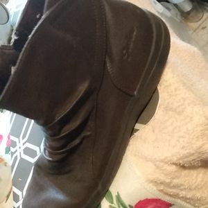 Sketchers boots